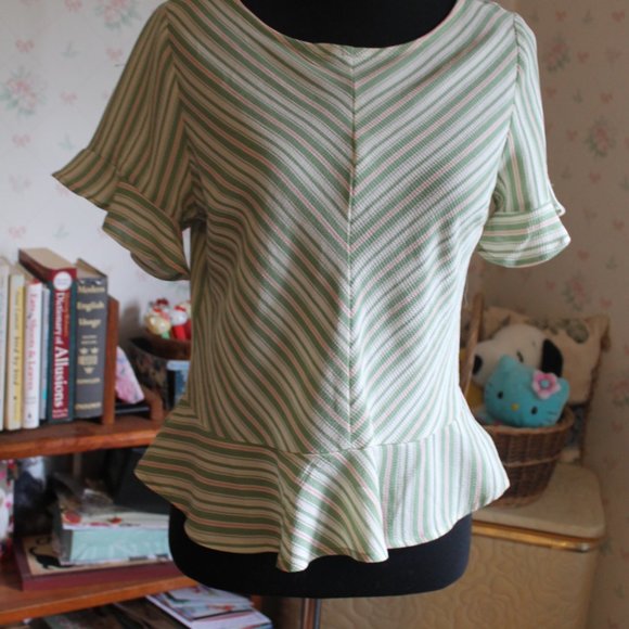 Monteau Peplum Blouse, Small - Picture 2 of 9